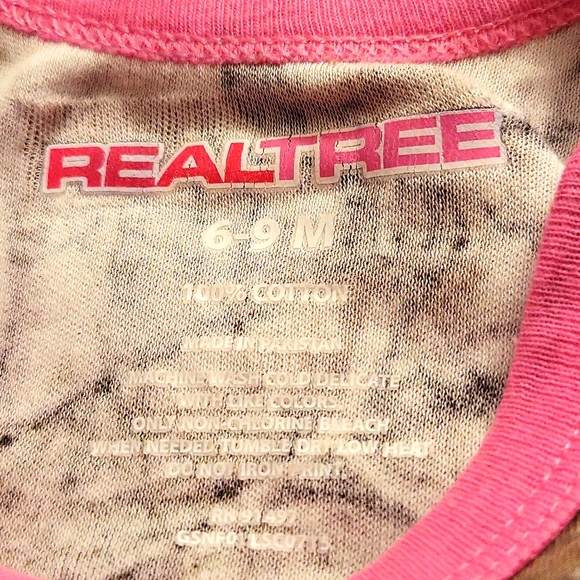 Realtree camo long sleeve onesie/bodysuit - Picture 2 of 3